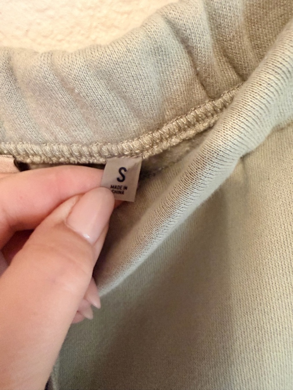 Fear of God Essential fleece Sweatpants color eggshell, straight leg sz S Unisex - Picture 8 of 12